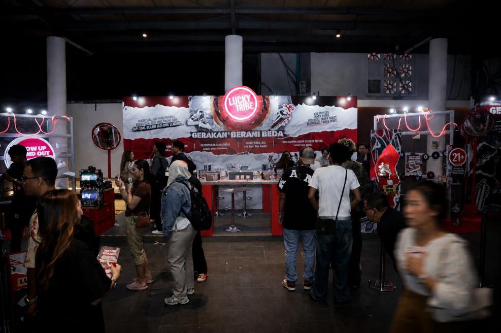 Booth Lucky Tribe di JSD Blok M Festival 2026